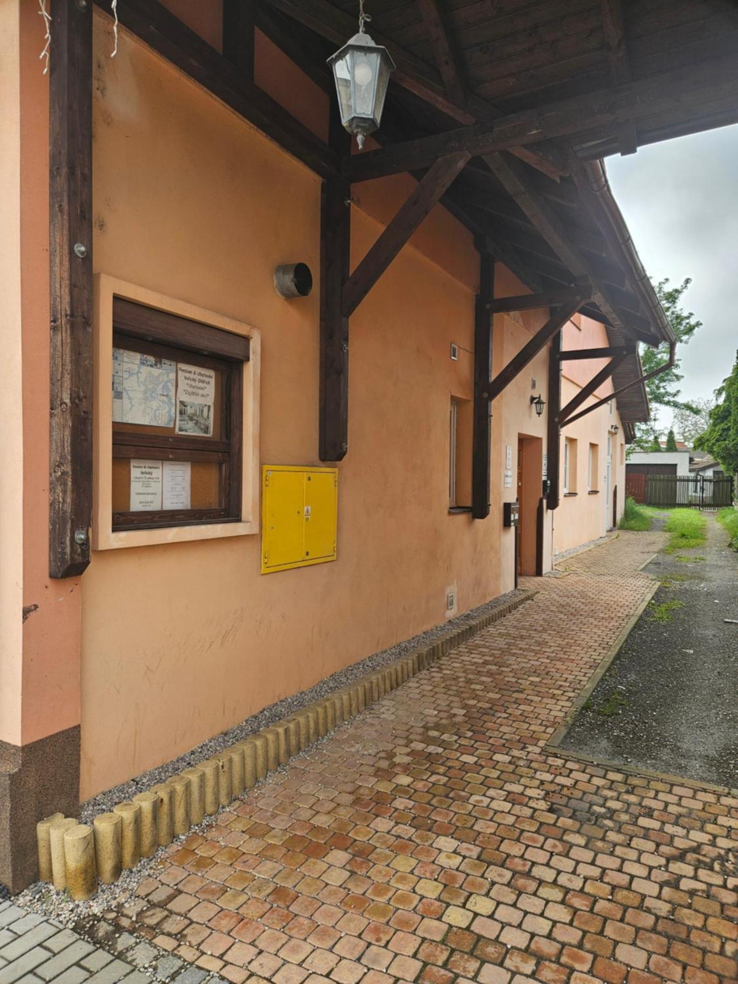 Penzion&ubytování Chrast  Esterno foto